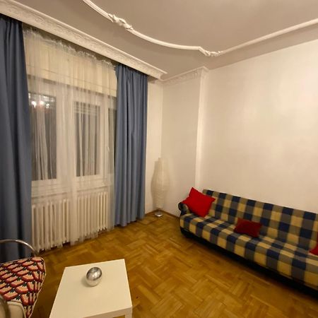 Apartment And Rooms Heart Of The City Budapeste Exterior foto