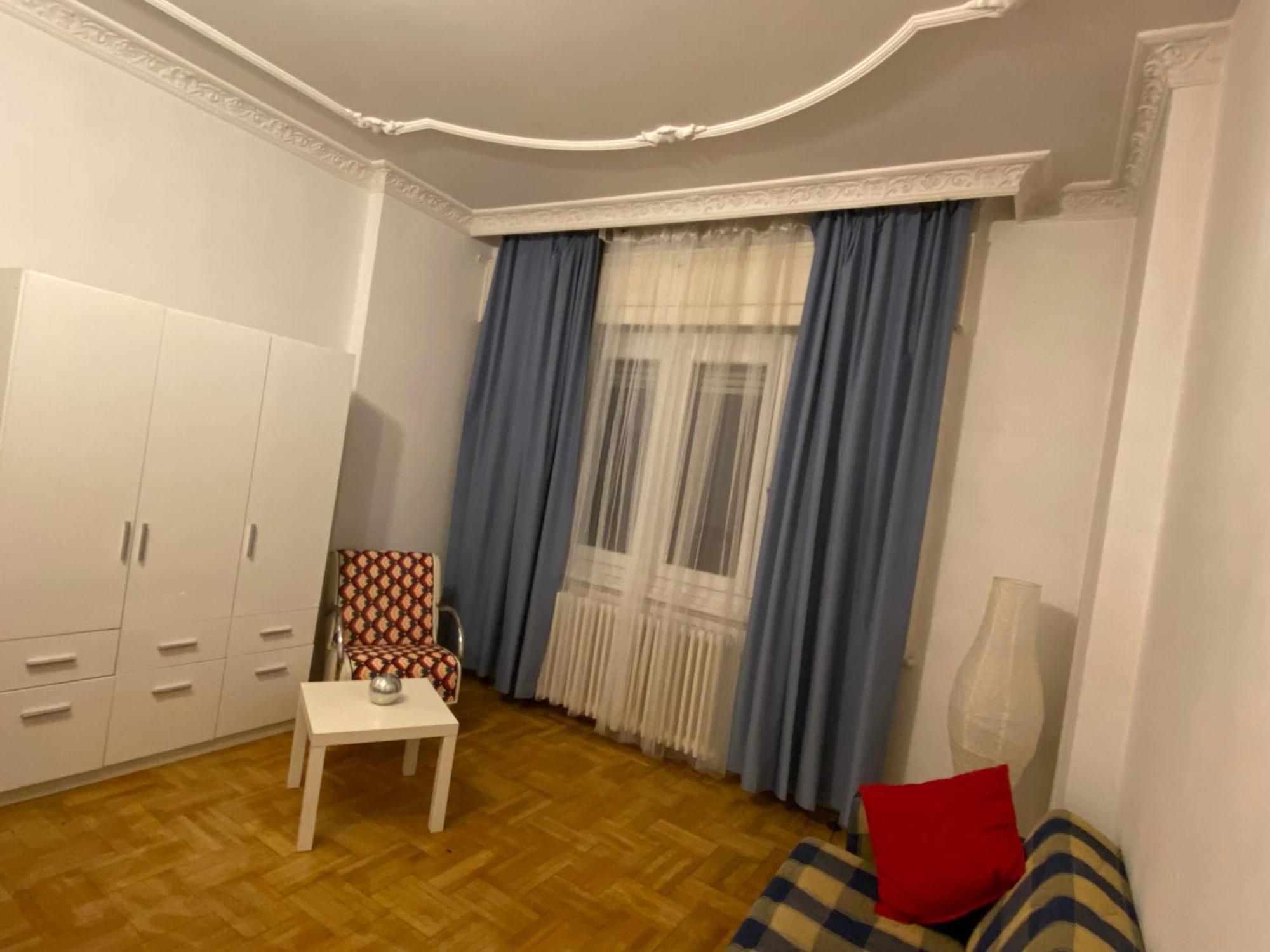 Apartment And Rooms Heart Of The City Budapeste Exterior foto